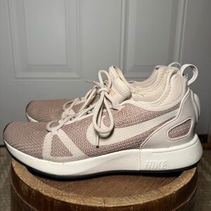 Nike Women's Duel Racer in Color Sand Sneaker Knit Shoe 9.5